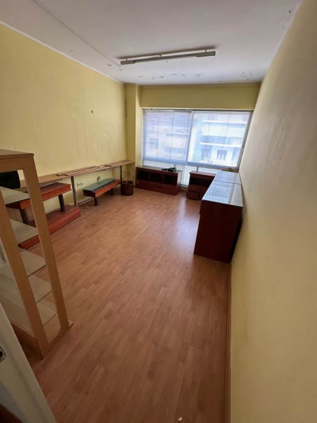 (For Rent) Commercial Office || Piraias/Piraeus - 113 Sq.m, 1.000€ 