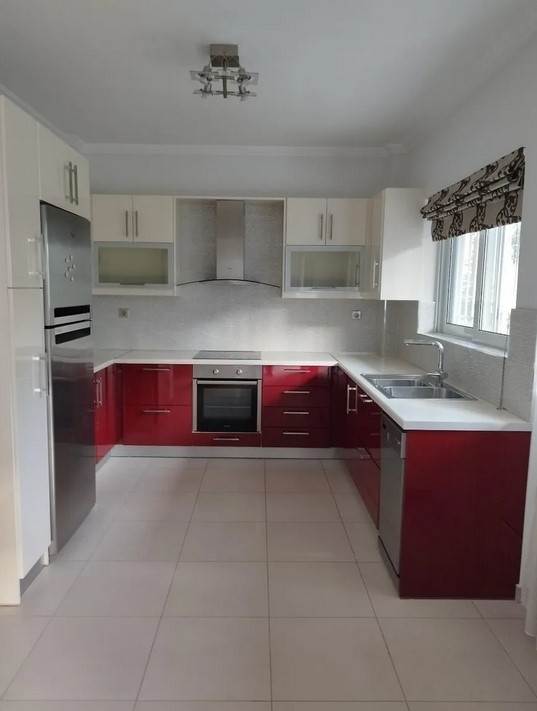 (For Rent) Residential Floor Apartment || Athens South/Glyfada - 115 Sq.m, 3 Bedrooms, 1.450€ 