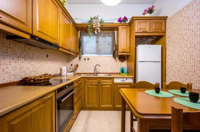 (For Sale) Residential Apartment || Athens Center/Athens - 100 Sq.m, 2 Bedrooms, 255.000€ 