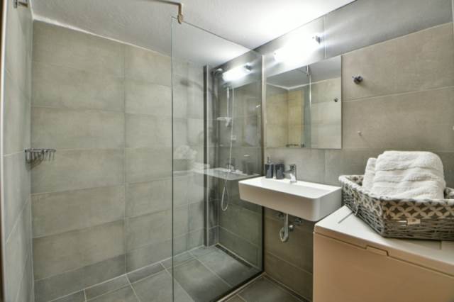 (For Sale) Residential Apartment || Athens Center/Athens - 69 Sq.m, 2 Bedrooms, 140.000€ 