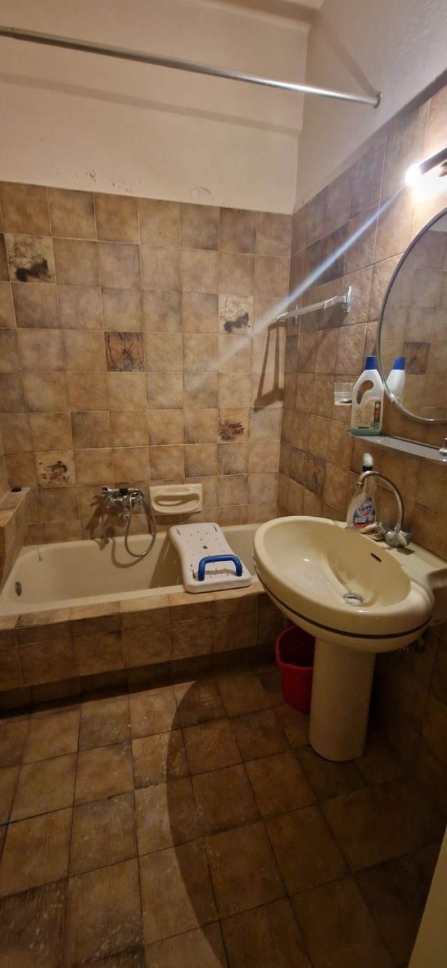 (Προς Πώληση) Κατοικία Διαμέρισμα || Αθήνα Κέντρο/Αθήνα - 68 τ.μ, 2 Υ/Δ, 130.000€ 