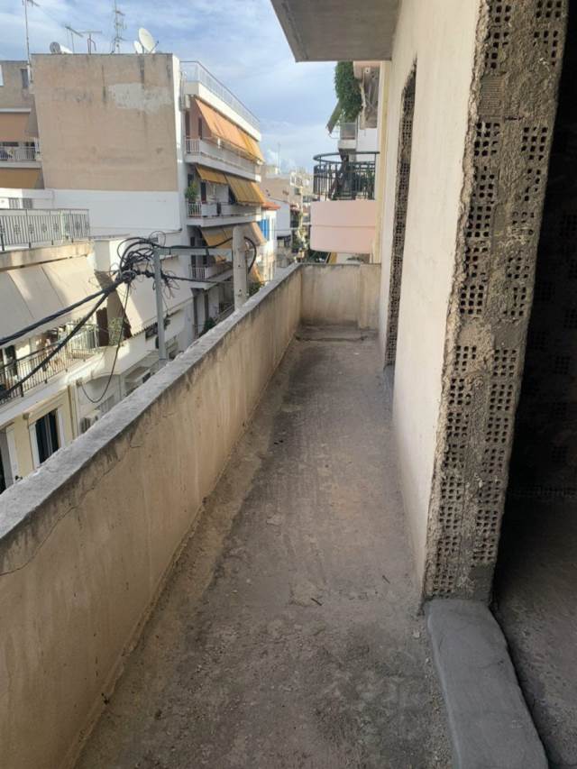 (Προς Πώληση) Κατοικία Οροφοδιαμέρισμα || Πειραιάς/Πειραιάς - 85 τ.μ, 2 Υ/Δ, 115.000€ 