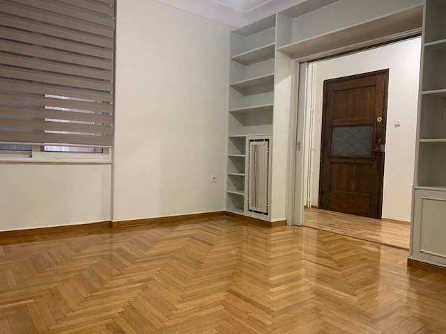 (Προς Ενοικίαση) Επαγγελματικός Χώρος Γραφείο || Αθήνα Κέντρο/Αθήνα - 65 τ.μ, 800€ 