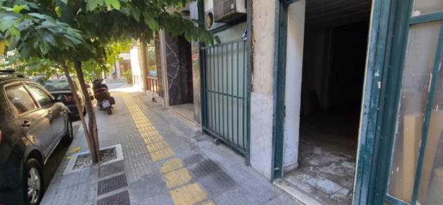 (For Sale) Commercial Retail Shop || Athens Center/Athens - 30 Sq.m, 40.000€ 